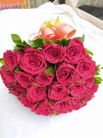 20 Red Rose Bouquet - Image 2