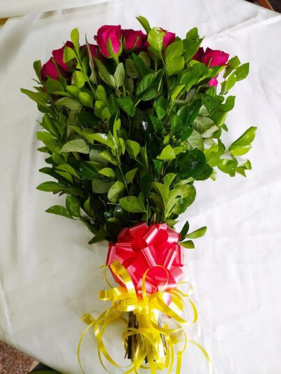 20 Red Rose Bouquet - Image 3