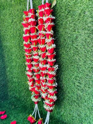 Red Rose With Gypsum Flower Varmala - Image 2