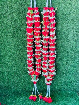 Red Rose With Gypsum Flower Varmala