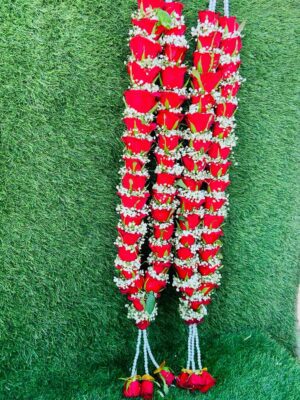 Red Rose With Gypsum Flower Varmala - Image 3