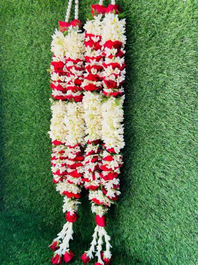 Rajanigandha With Rose Varmala - Image 3