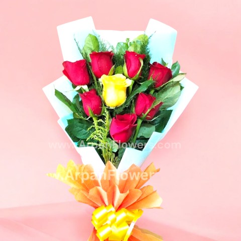 Small Hand Bouquet 1 red rose bouquet