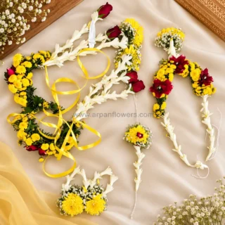 Flower Jewelry With Rajanigandha and Gypsy