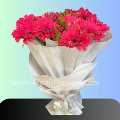 Pink Gerbera Hand Bouquet online flower delivery