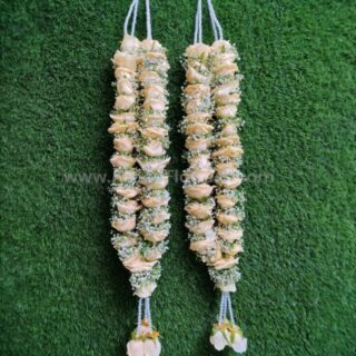 White And Red Rose Varmala with Gypsy