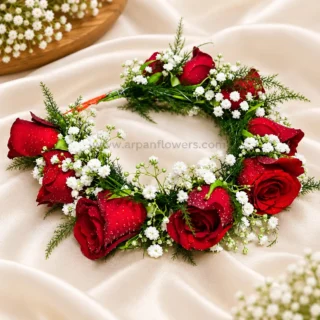 Rose And Gypsum Tiyara
