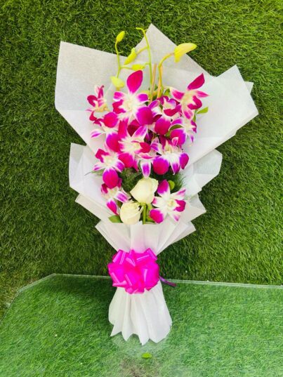 White Rose With Orchid Bouquet online flower delivery