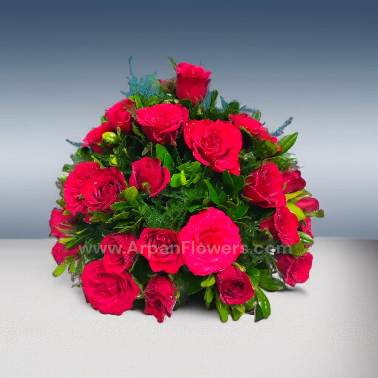 Red Rose Table Bouquet 1 Red Rose Table Bouquet