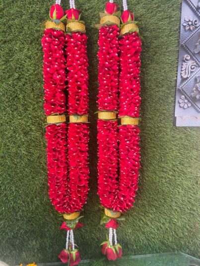 Red Rose Petals With Golden Ribbon Varmala