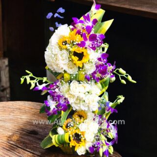 Stand Bouquet | Online Flowers Free Delivery In Raipur