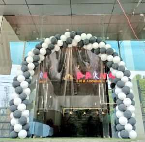 Black and white balloon archway Gate Decoration online decoration