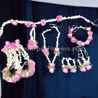 Pink Roses With Rajnigandha Flowers Jewelry