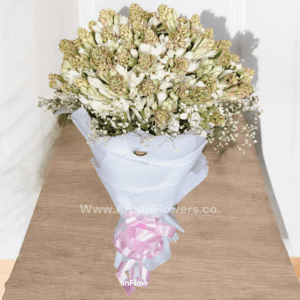 100 Rajnigandha Bouquet