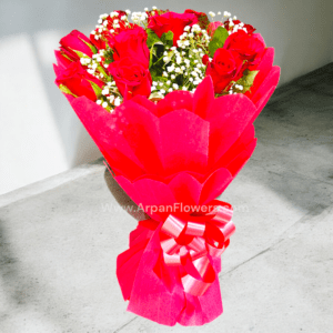 Rose Bouquet With Cake