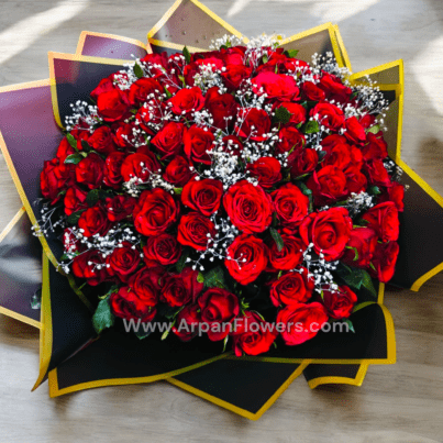 130 Rose Bouquet in Black Paper