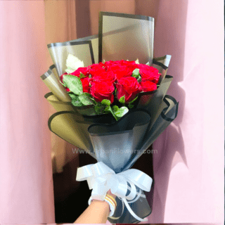 Red Rose Bouquet Black paper