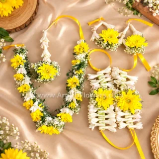 Yellow and Rajnigandha flowers jewellery