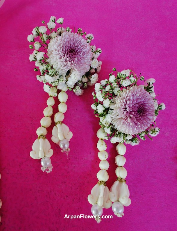 White Moti Flower jewellery with Baby's Breath 2 White Moti Flower jewellery with Baby's Breath - Image 2