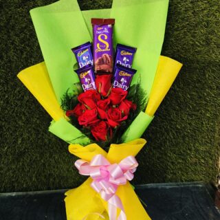 Chocolate With Rose Bouquet