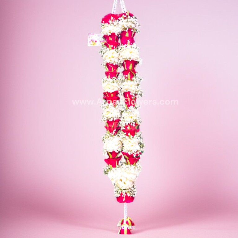 Red Rose & Saventi With Baby's Breath Varmala 1 Red Rose And Yellow Rose Petals with Rajanigandha