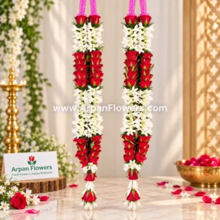 Rose with Rajanigandha (Tuberose) Varmala