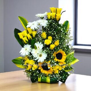 SunFlowers and Yellow rose Bouquet with Card
