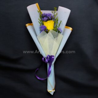 Single Yellow in Blue Paper Packing