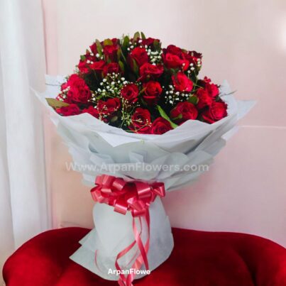 Red rose Bouquet white white paper - Image 2