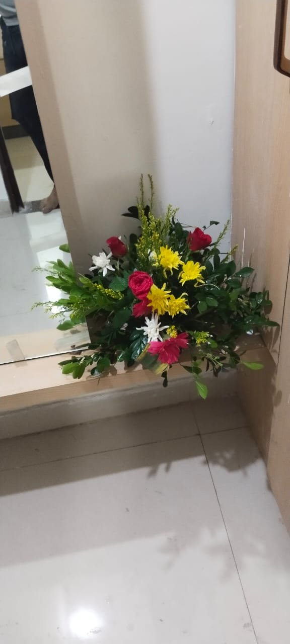 Bed Decoration With Mix Fresh Flowers 5 Bed Decoration With Mix Fresh Flowers - Image 5