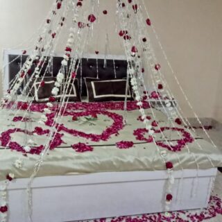 BED Decoration With Rajnigandha mala