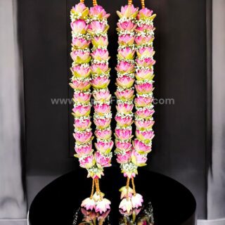 Lotus and Baby's Breath Varmala or Jaimala