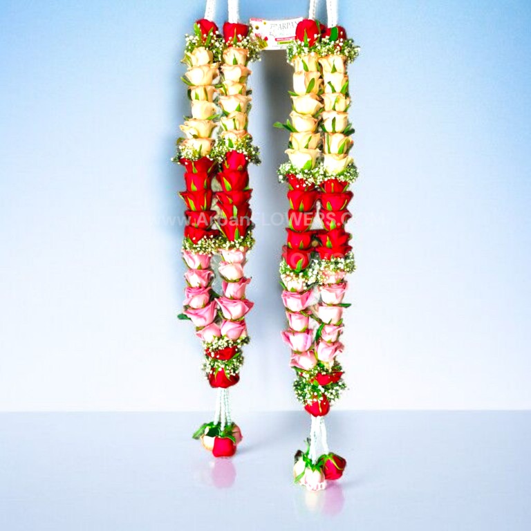 Pink And Red Rose Varmala 1 Red and White rose With Baby's Breath Varmala or Jaimala