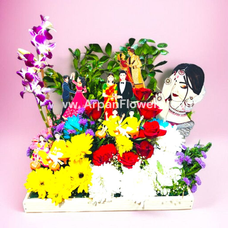 Bridal Basket With Natural Flowers. 1 Bridal Basket With Natural Flowers.