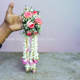 Pink Rose Kalira With Rajnigandha