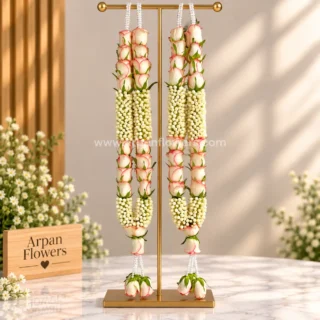 Jumeliya With Tagar Flowers Varmala