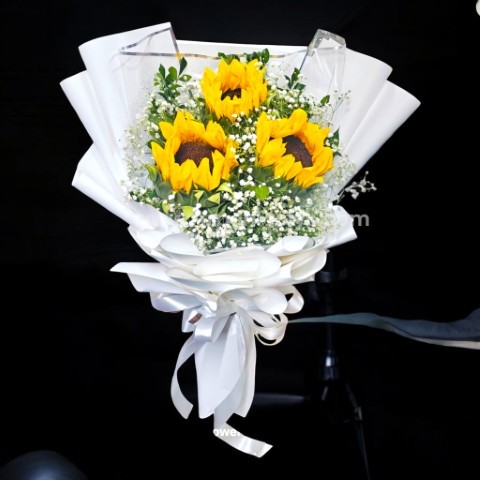 Sunflowers Bouquet with White paper 1 sunflowers bouquet