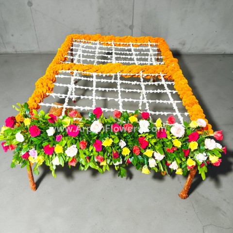 Mix Flowers with marigold Dulhan Chadar 2 Mix Flowers with marigold Dulhan Chadar