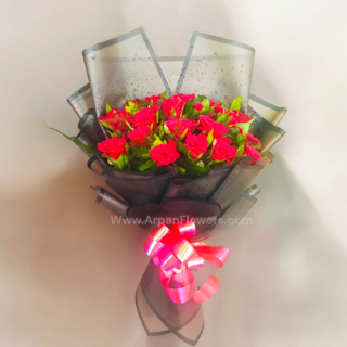 20 Red rose bouquet With Black paper