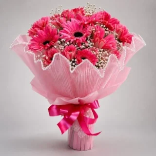 Pink-Gerbera-with-Babys-Breath