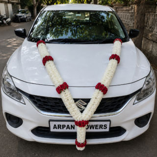 White flowers car Mala