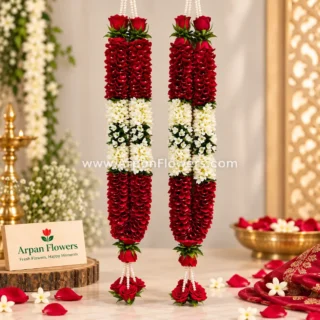 Rose Petals & Rajnigandha Varmala