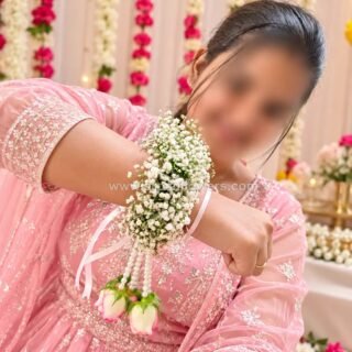 Baby's Breath and pink Rose Kalira