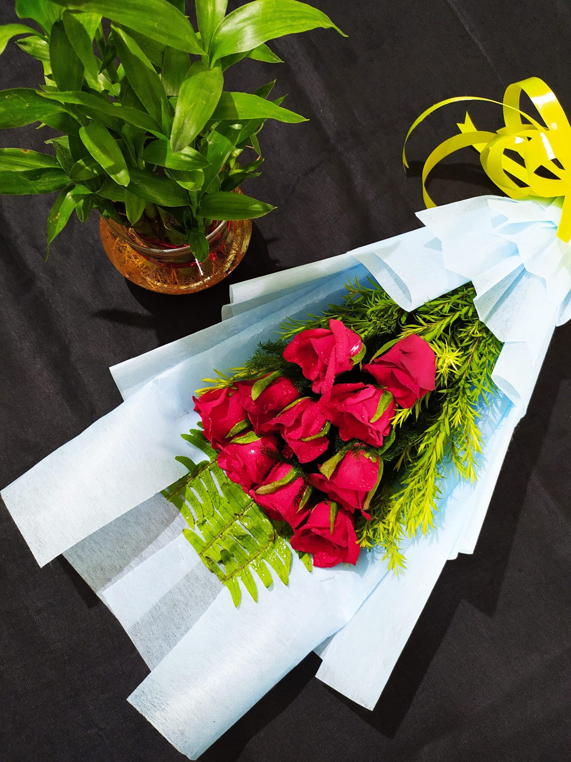 Small Rose Hand Bouquet - Image 2